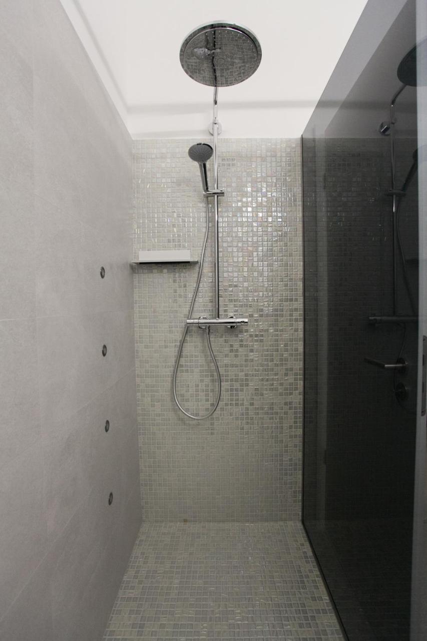 Real Delux Apartment Next To Gozsdu & Synagogue Budapest Ngoại thất bức ảnh