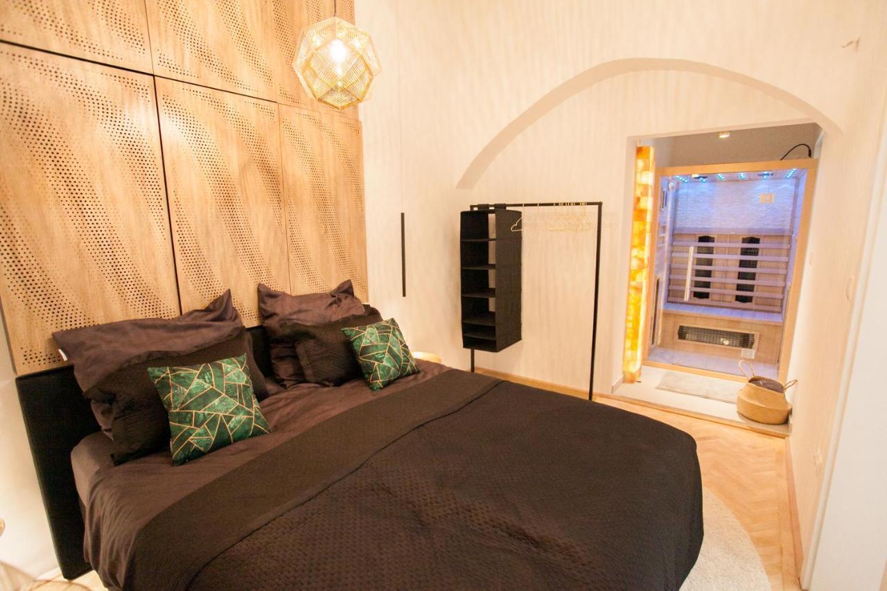 Real Delux Apartment Next To Gozsdu & Synagogue Budapest Ngoại thất bức ảnh